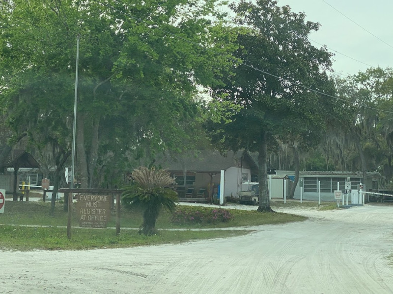 Paradise Lakes RV Park